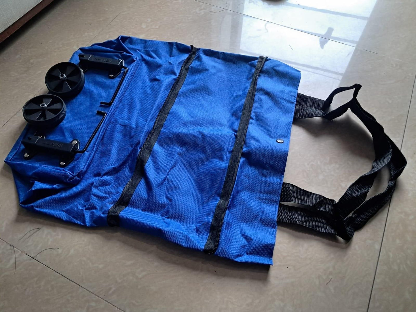 Foldable Light Weight Polyester Shopping Trolley Bag (Multicolor)