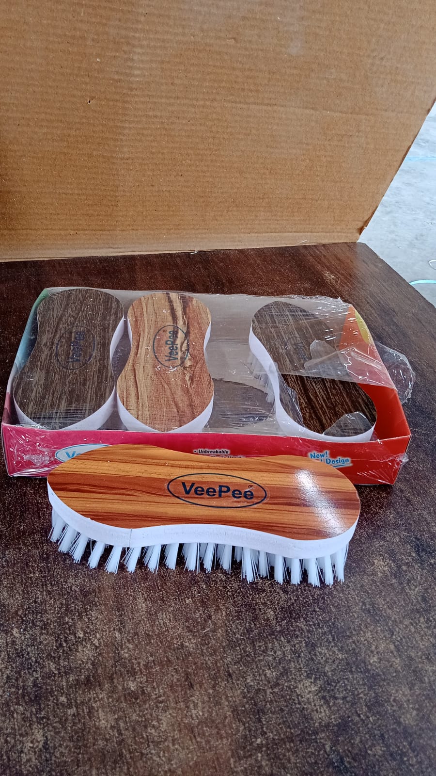 Ergonomic Curved Laundry Brush Set (4 Pc)