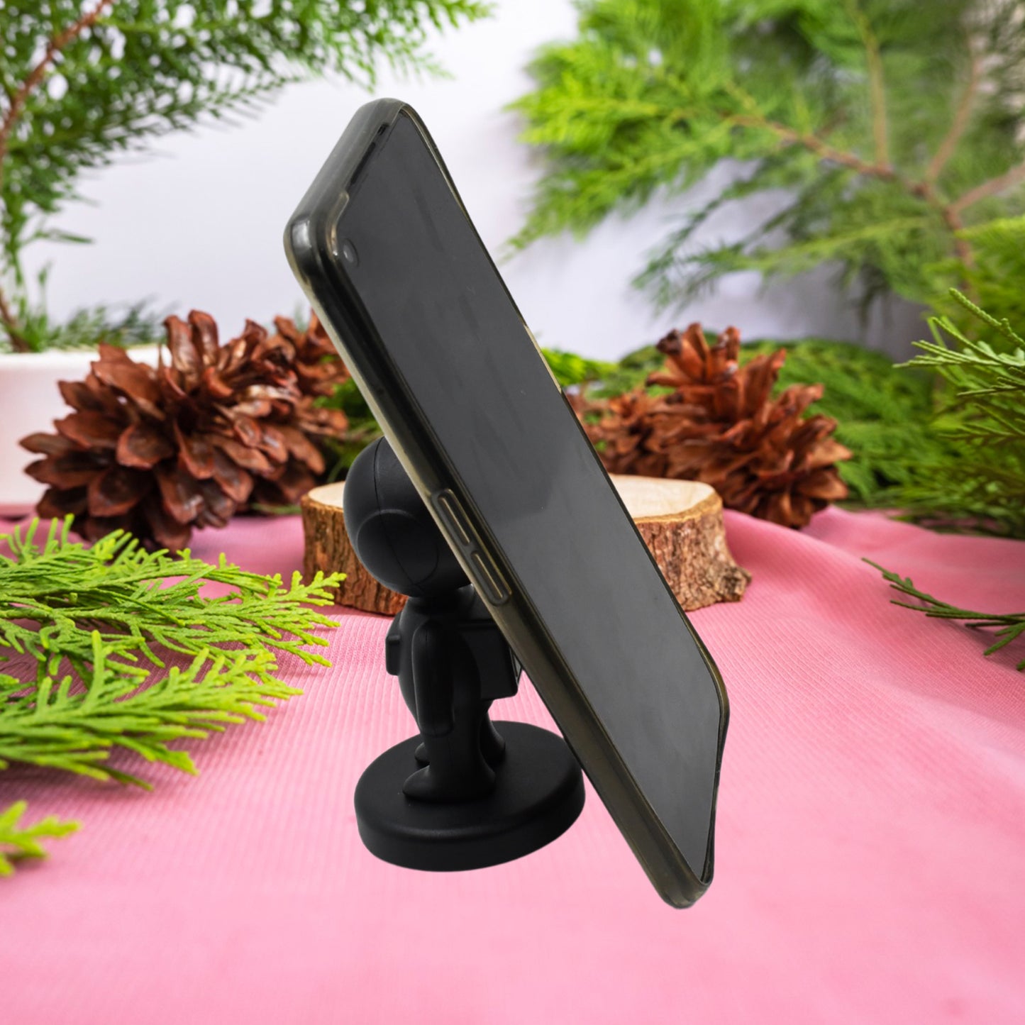 Magnetic Mobile Phone Holder Cartoon Version Of Astronaut Compatible With All Smartphones (1 Pc)